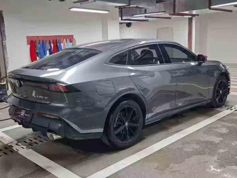 黔西南23年长安汽车UNI7