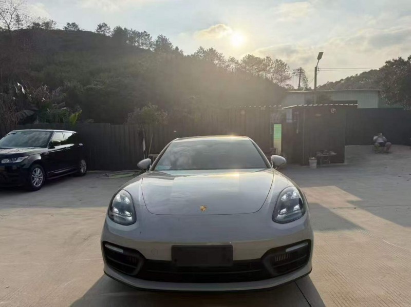 广州21年保时捷帕拉梅拉1