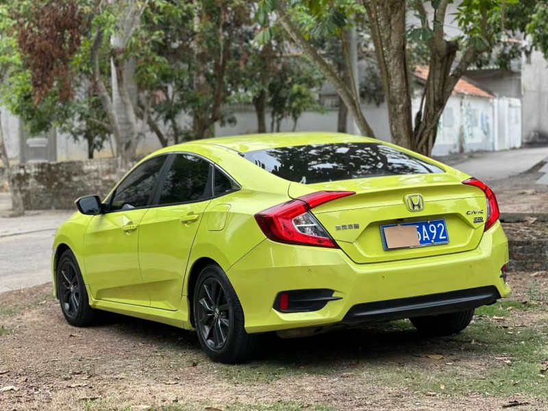 湛江21年本田思域3