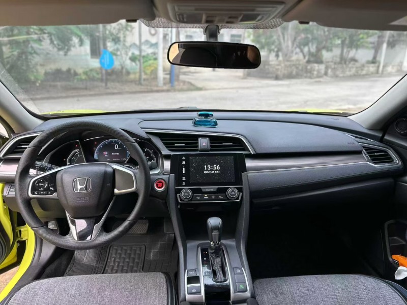 湛江21年本田思域9