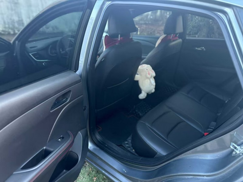 湛江20年雪佛兰科鲁泽5