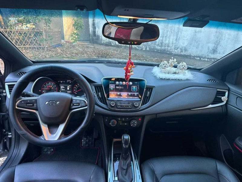 湛江20年雪佛兰科鲁泽9