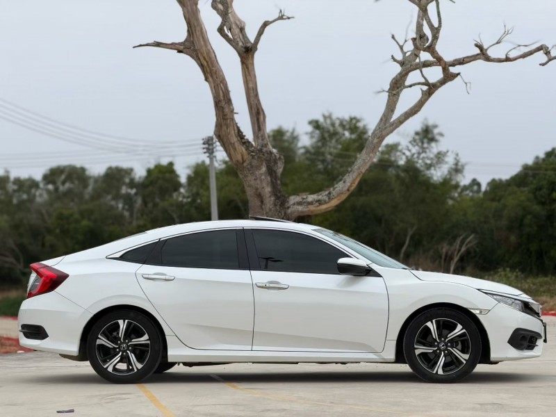 湛江18年本田思域2