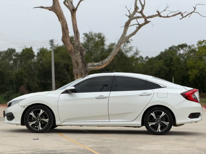 湛江18年本田思域4