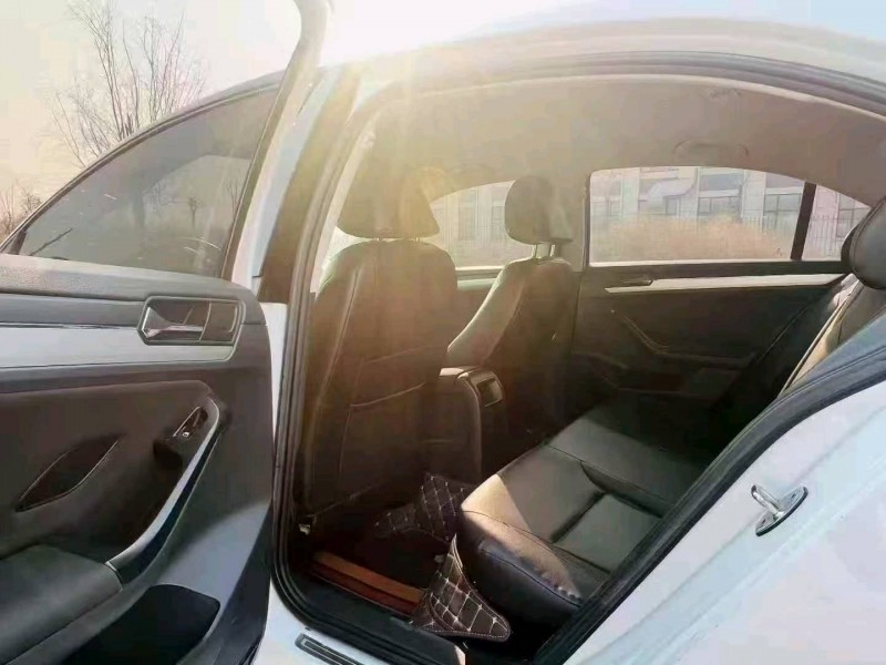 潍坊19年大众速腾4