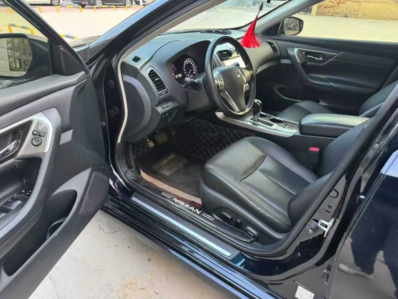 平顶山16年日产天籁4