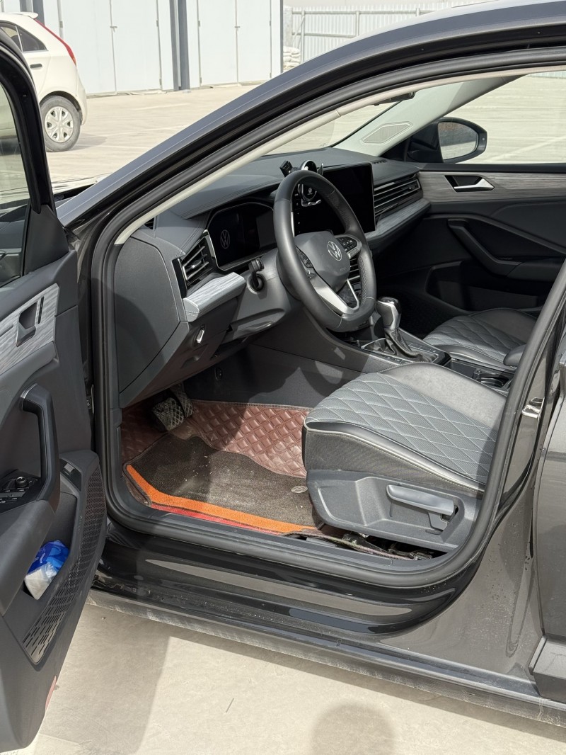 新乡24年大众速腾4