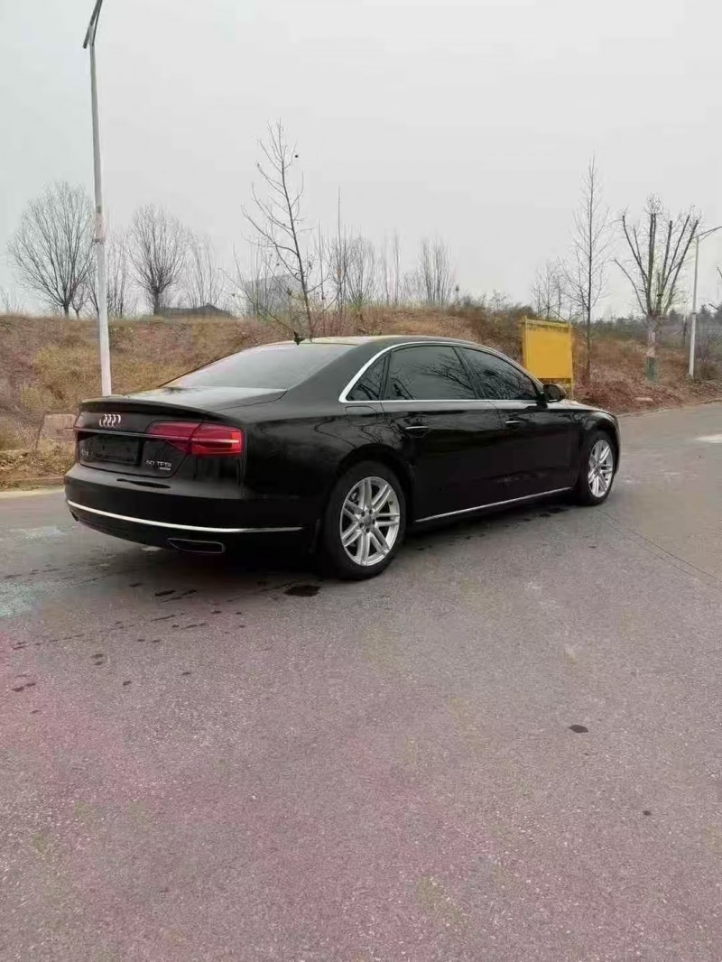 邯郸17年奥迪A8L5