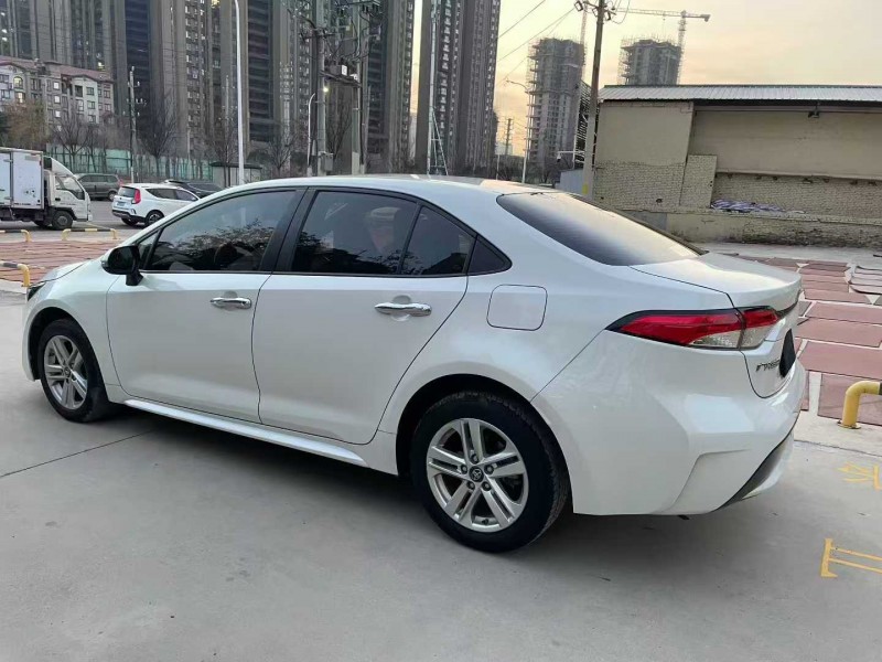 平顶山20年丰田雷凌7