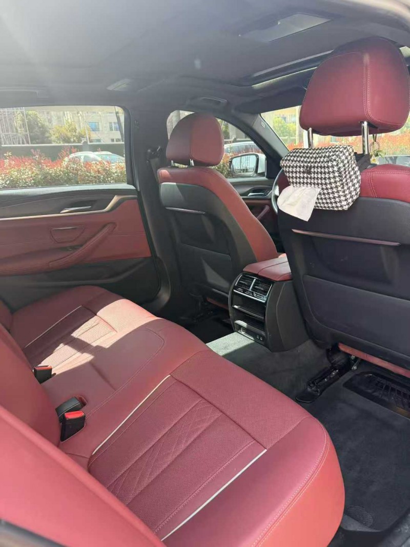 襄阳23年宝马5系3