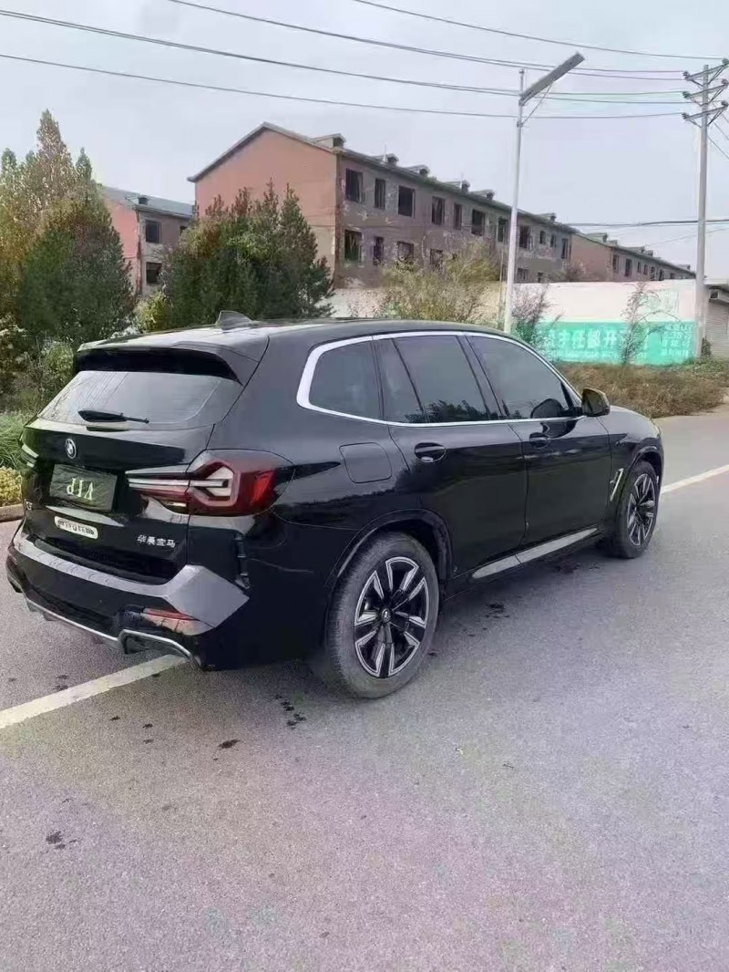 邯郸24年宝马IX4