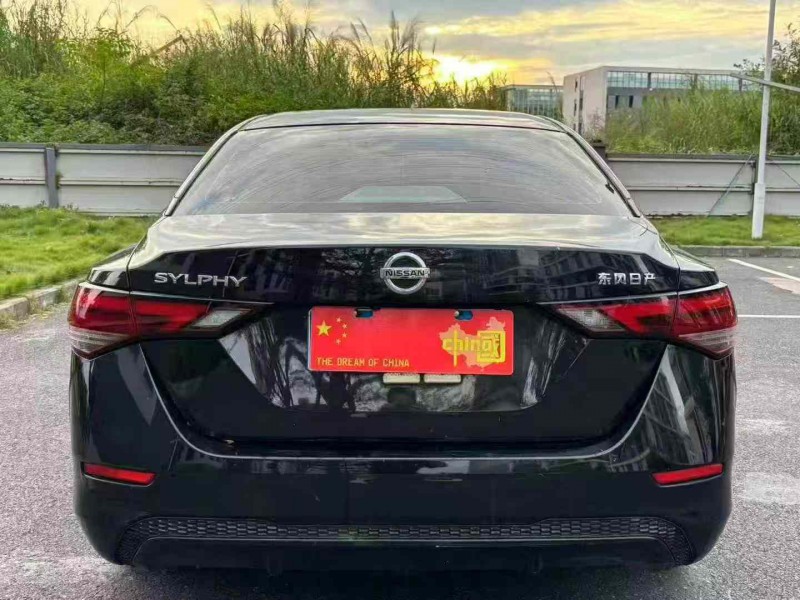 广州20年日产轩逸4