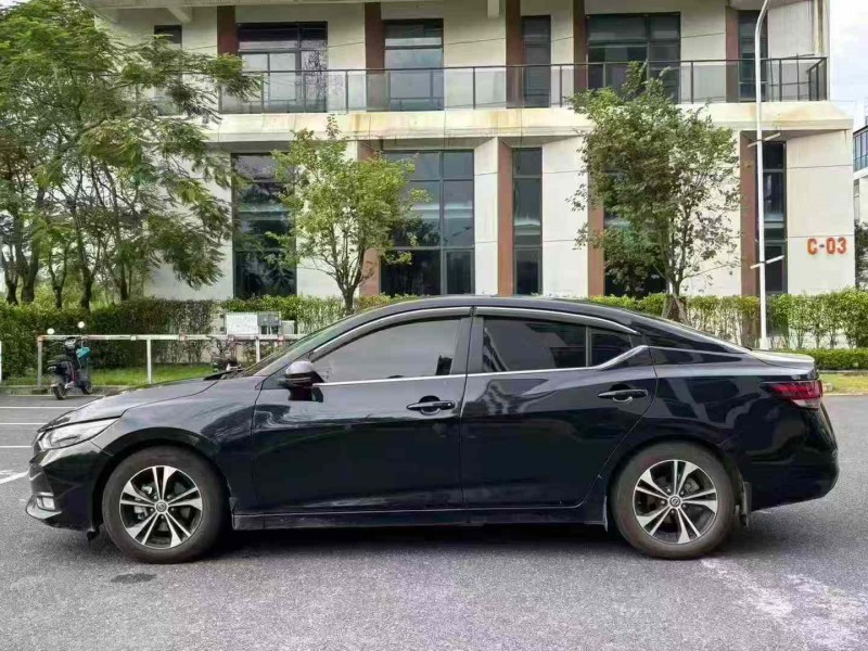 广州20年日产轩逸5