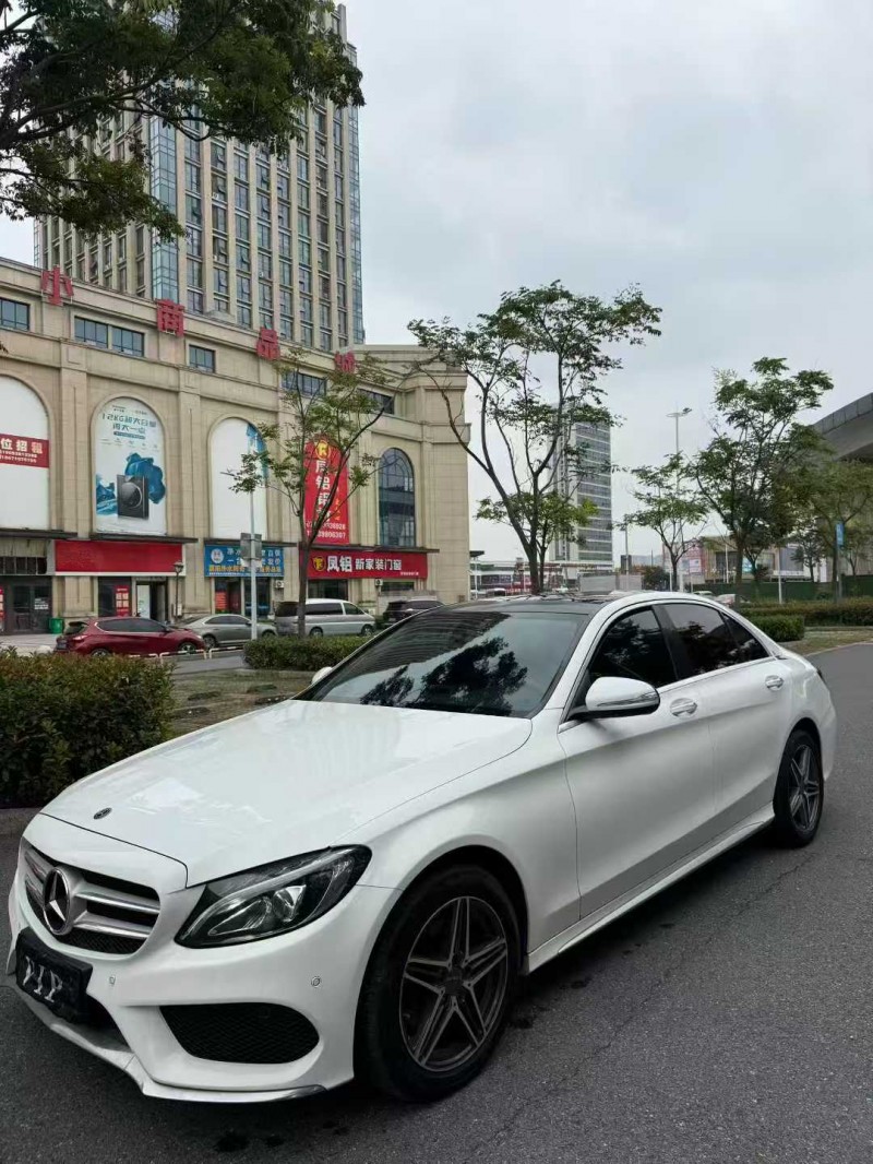 襄阳17年奔驰C2