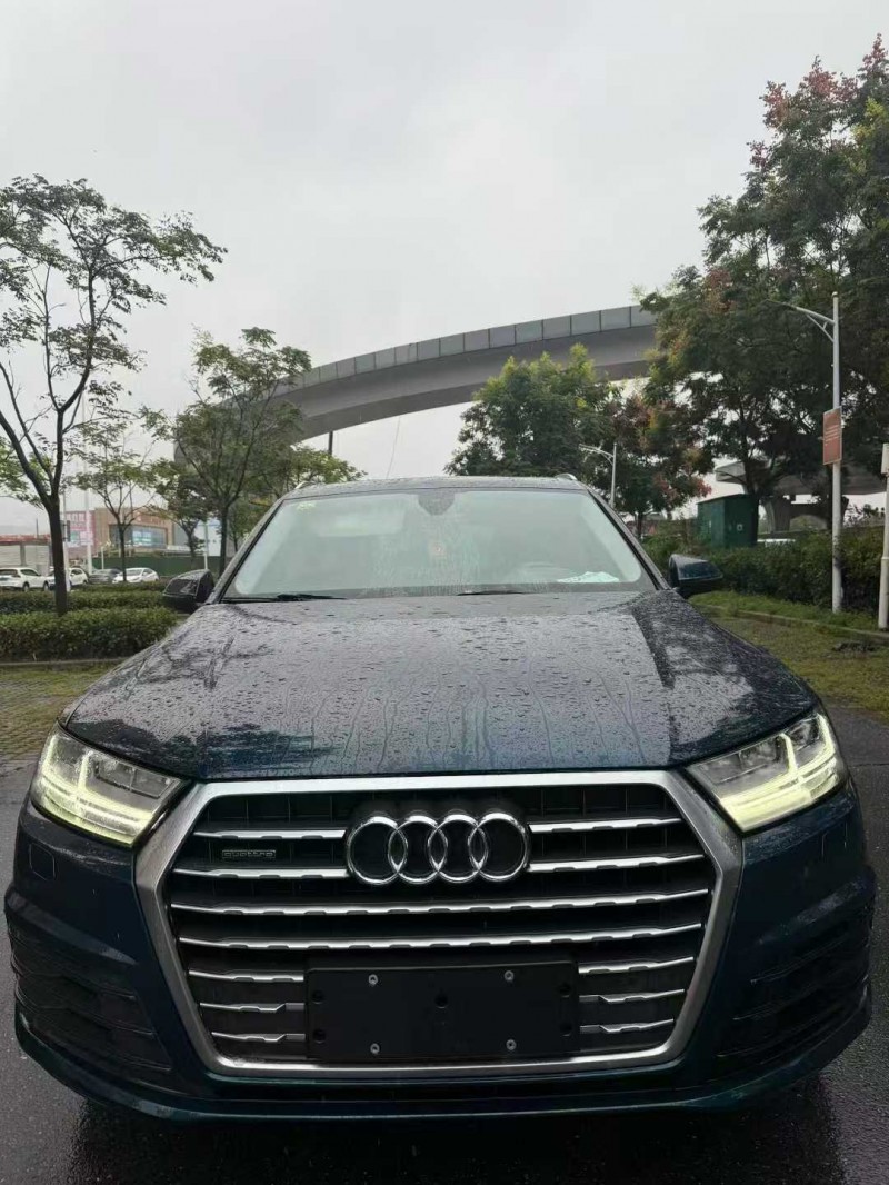 襄阳18年奥迪Q71