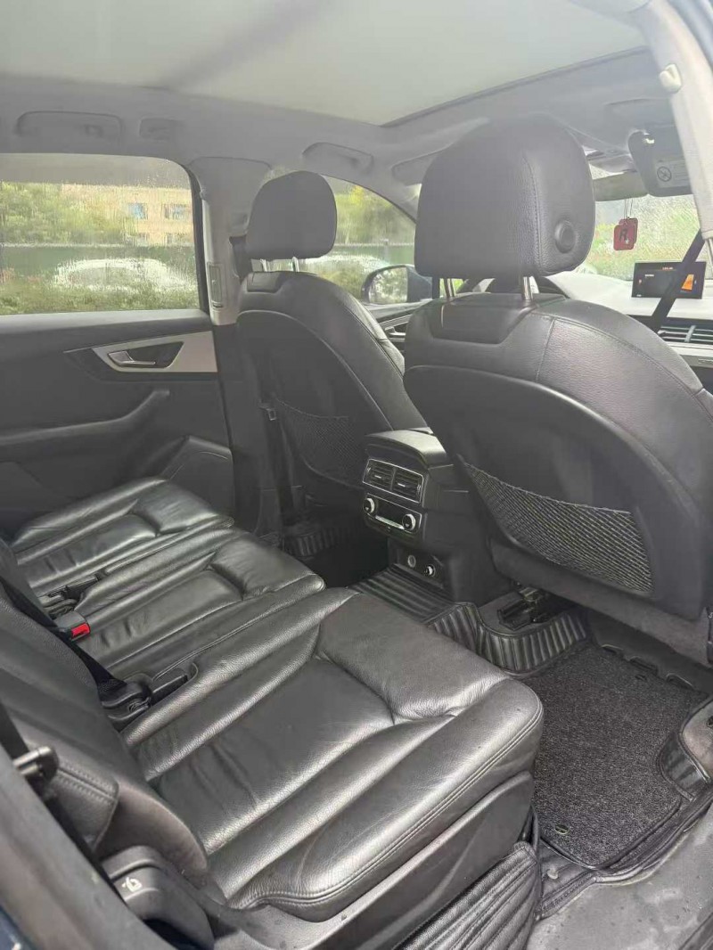 襄阳18年奥迪Q76