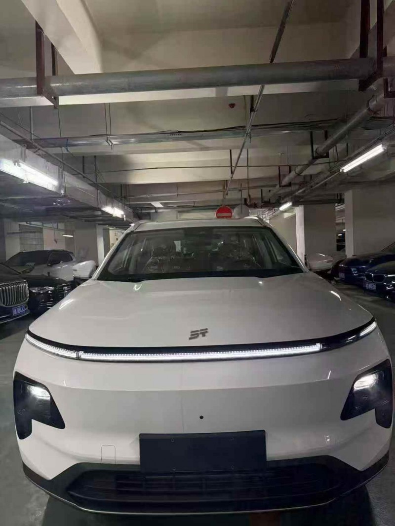 襄阳25年奇瑞捷途1