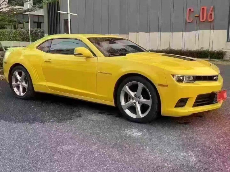 广州16年雪佛兰科迈罗2