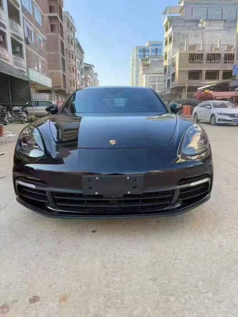 南宁20年保时捷帕拉梅拉1