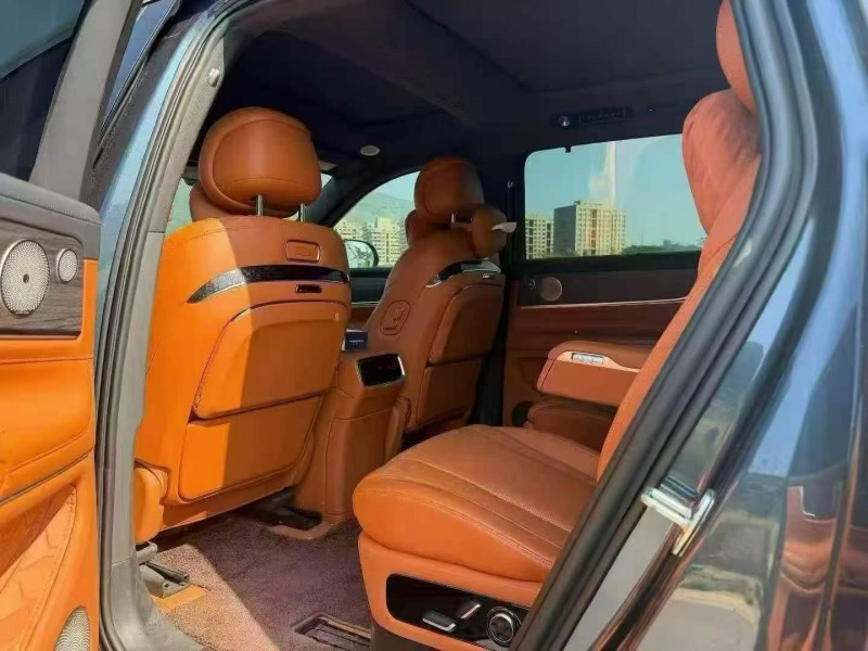 广州24年华为智选问界5