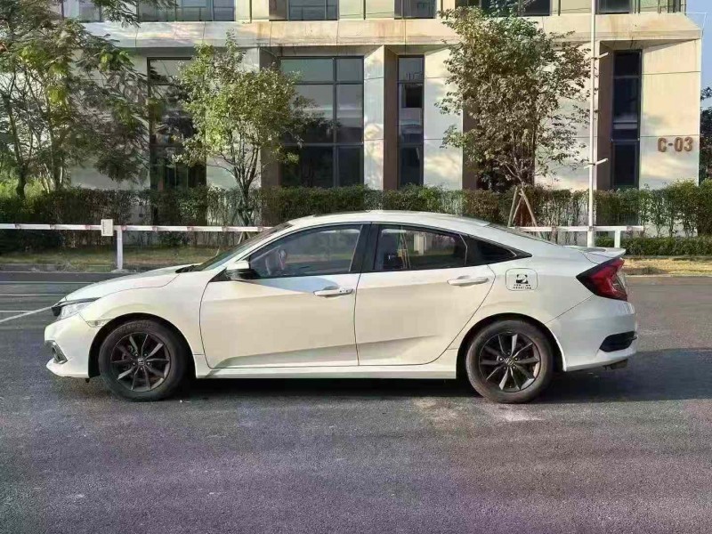 广州20年本田思域4