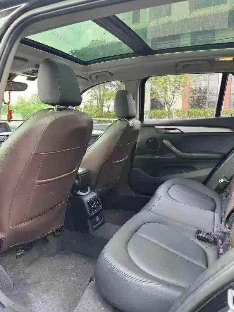 广州17年宝马X16