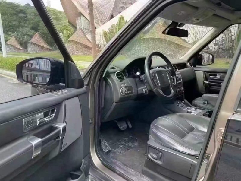 深圳16年路虎发现3