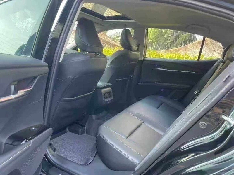 深圳25年丰田凯美瑞5