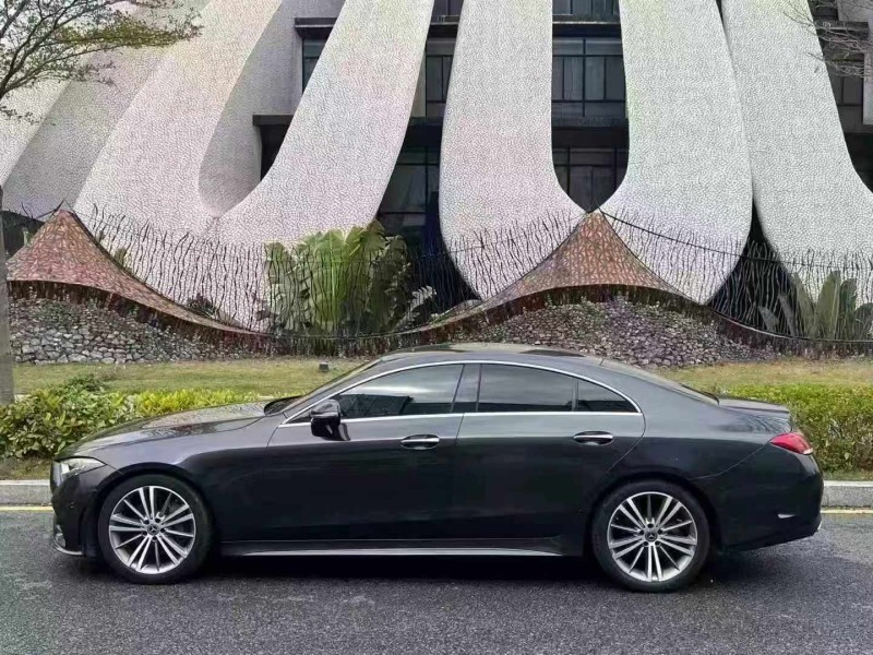 深圳19年奔驰CLS8