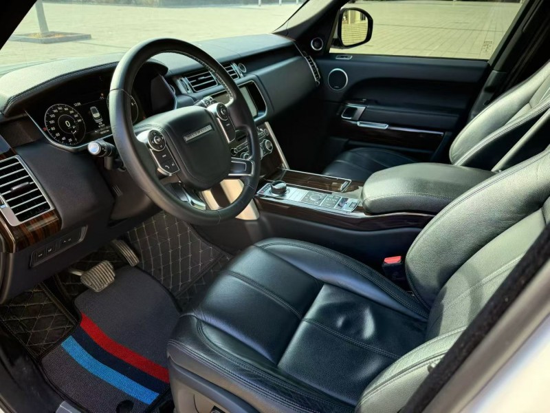 唐山18年路虎揽胜4