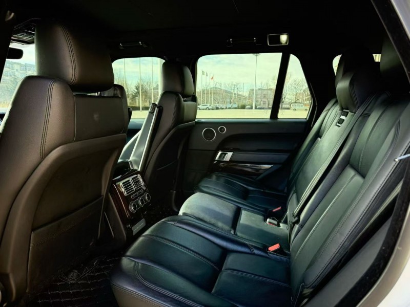 唐山18年路虎揽胜5