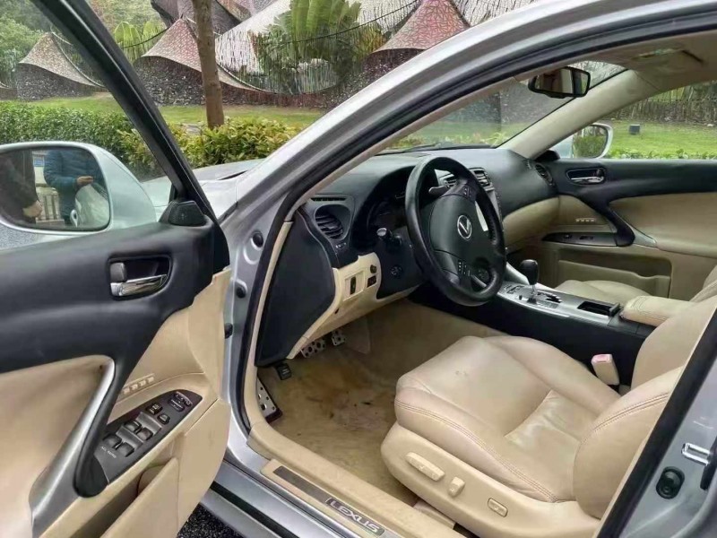 深圳07年雷克萨斯IS4