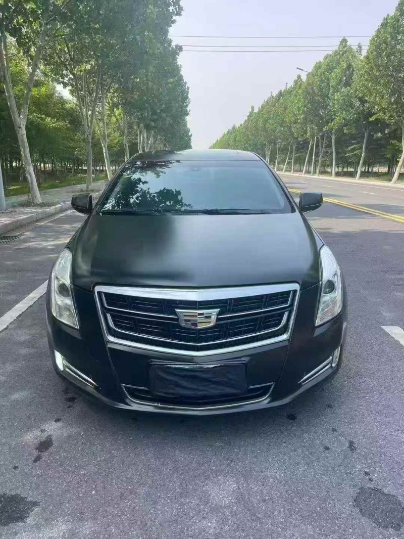 苏州17年凯迪拉克XTS1