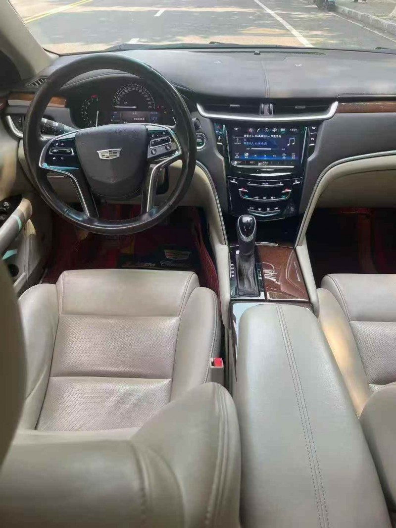 苏州17年凯迪拉克XTS4