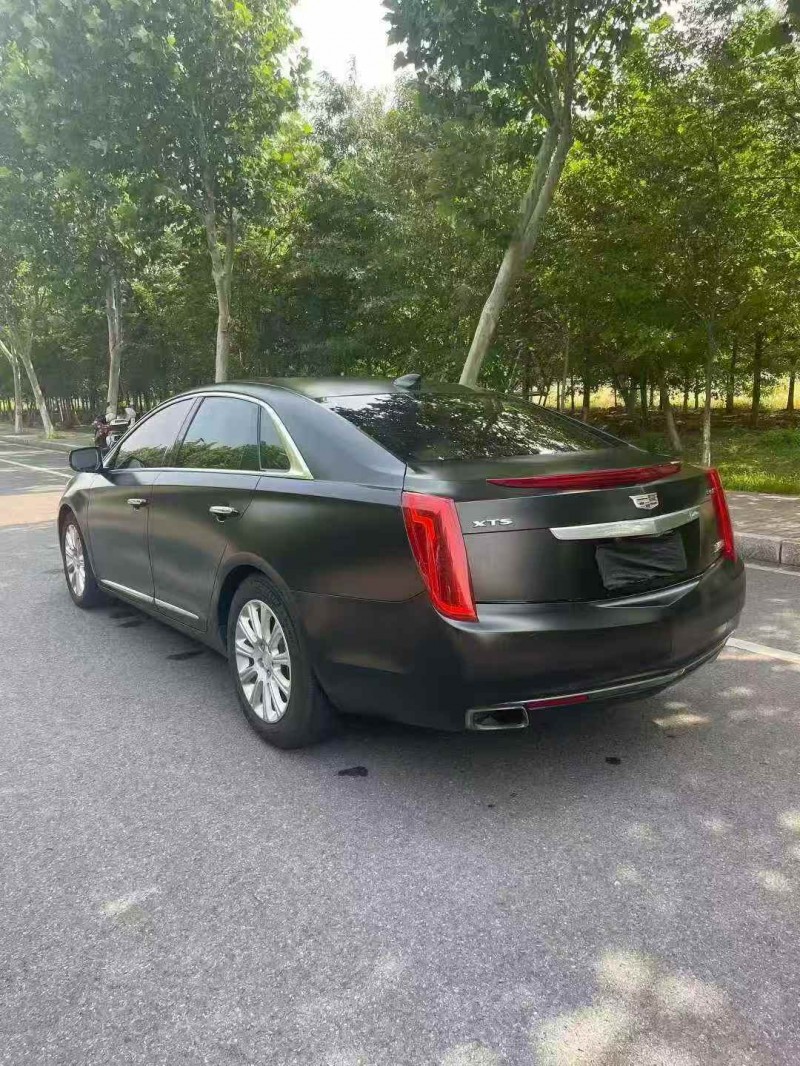 苏州17年凯迪拉克XTS5