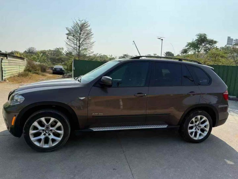 珠海13年宝马X57