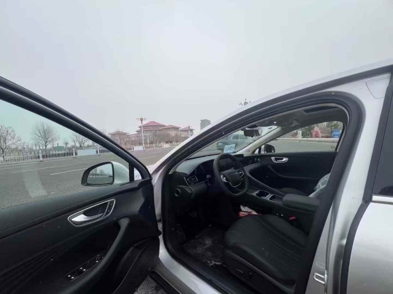 唐山26年荣威D74