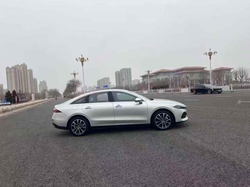 唐山26年荣威D78