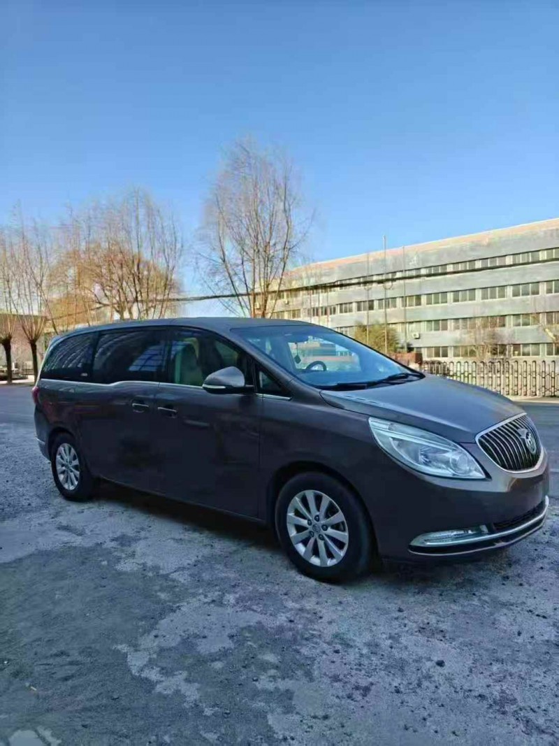 东营16年别克GL83