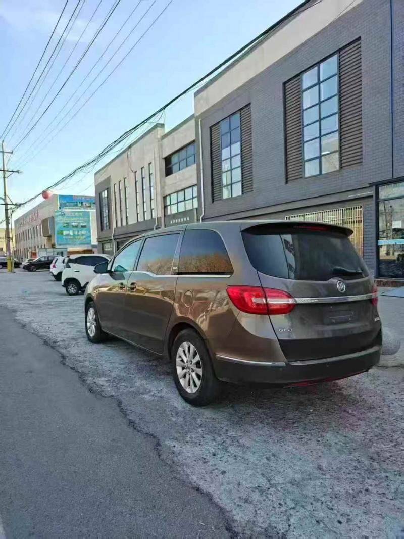 东营16年别克GL87
