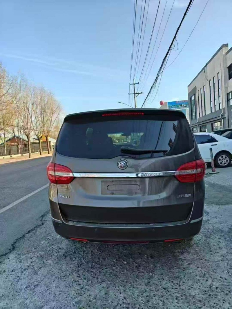 东营16年别克GL89