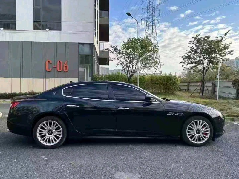 广州13年玛莎拉蒂总裁6