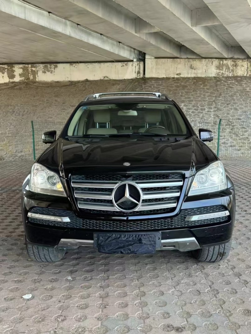 松原12年奔驰GL1