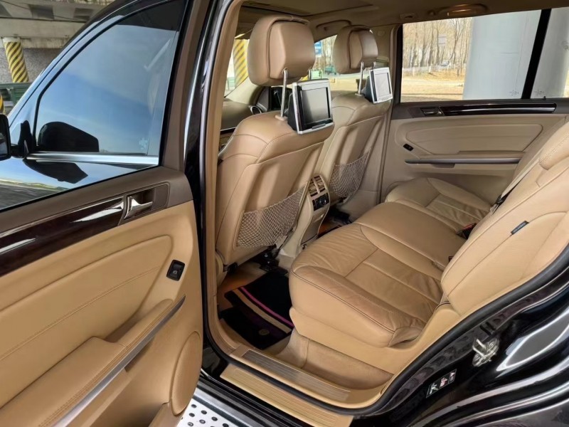 松原12年奔驰GL5