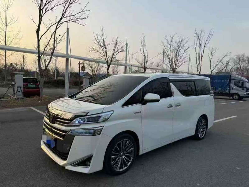 青岛19年丰田威尔法3