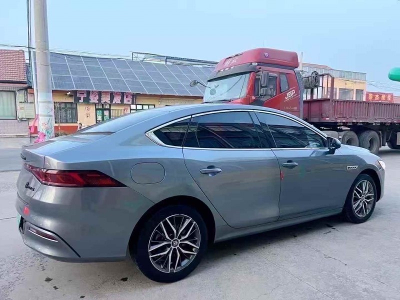 枣庄23年比亚迪秦8