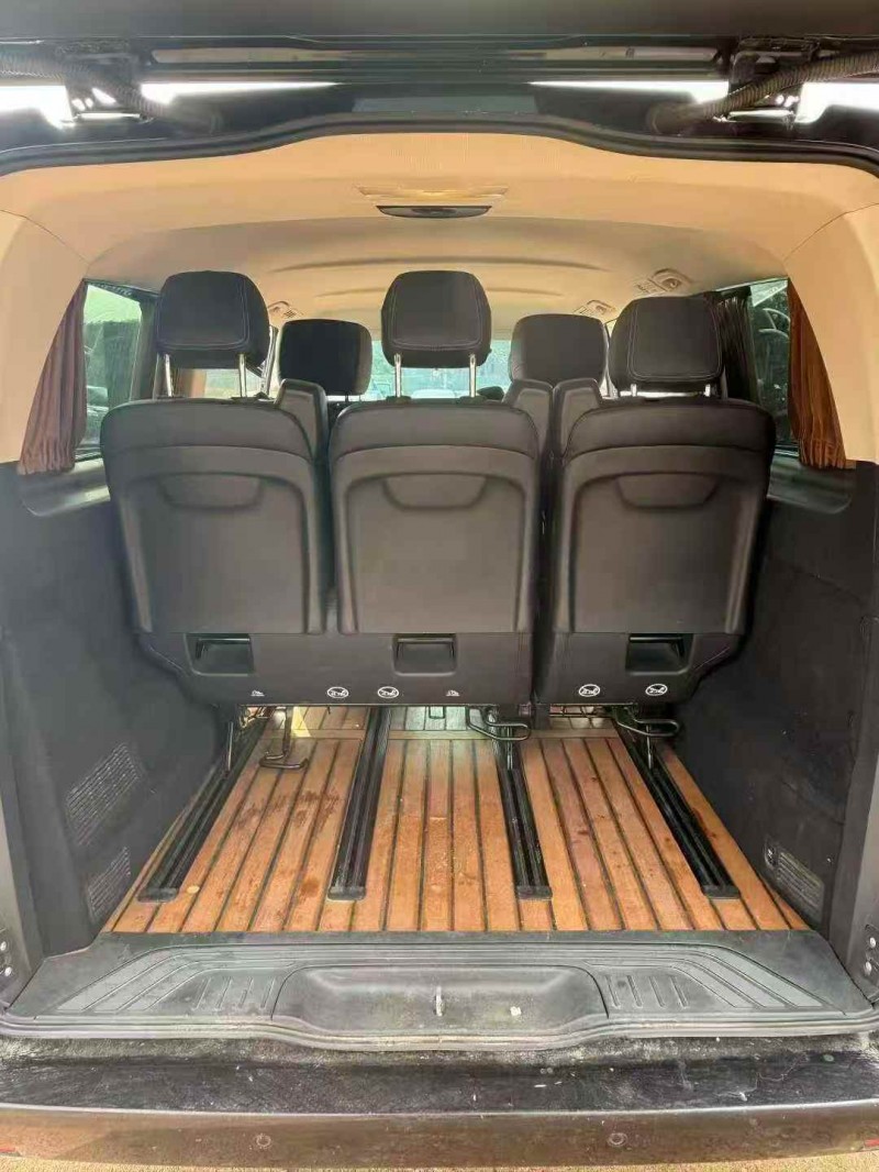 枣庄18年奔驰威霆5