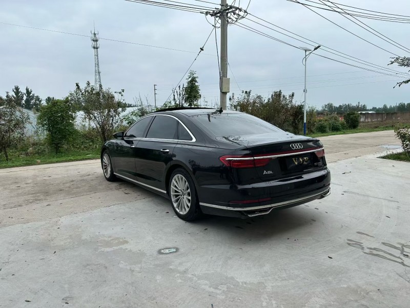 徐州20年奥迪A8L3