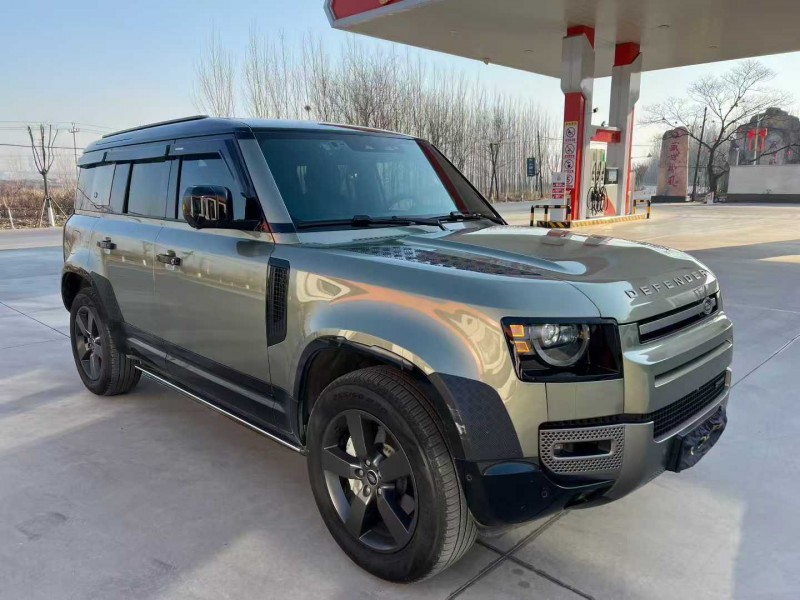 唐山23年路虎卫士2