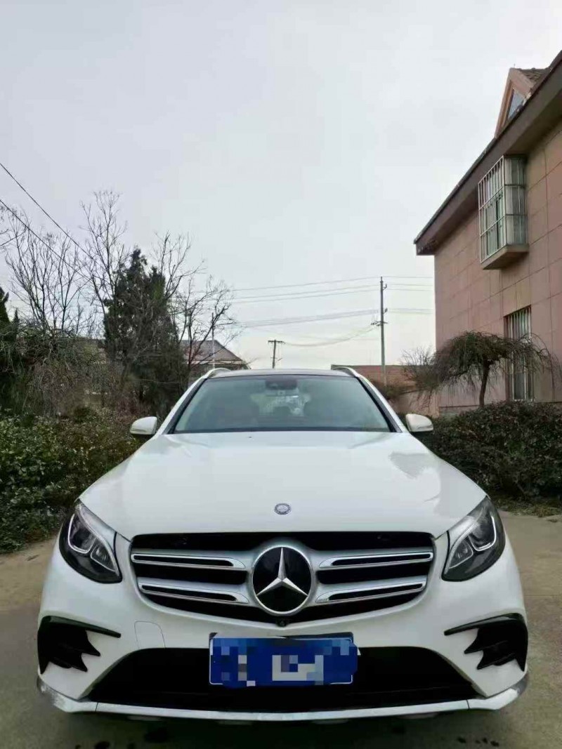 东营17年奔驰GLC1